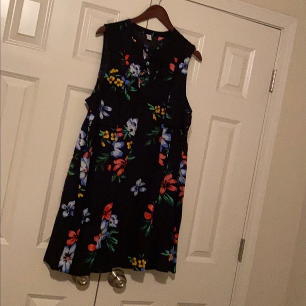 Old Navy floral dress